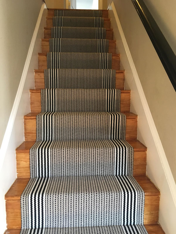 Black and White Stair Carpet with Straight Lined by Farsh